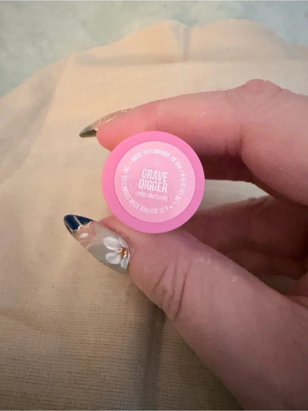 Jeffree Star Cosmetics Velvet Trap Lipstick - Grave Digger